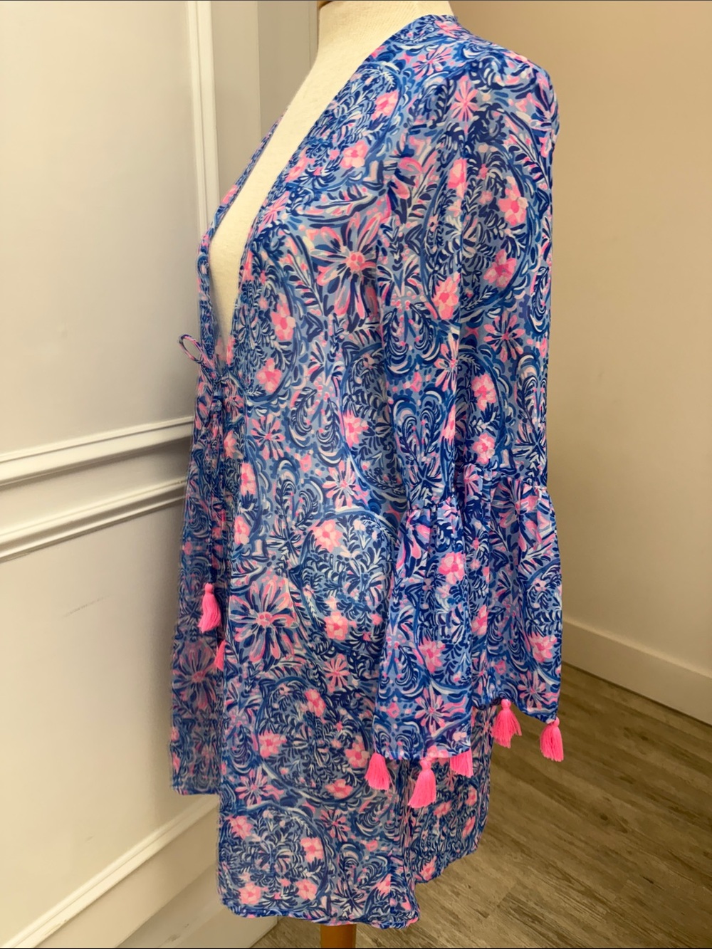 Lilly Pulitzer Motley Cover-up Medium Tankin It Easy-Blue Peri - Picture 4 of 5